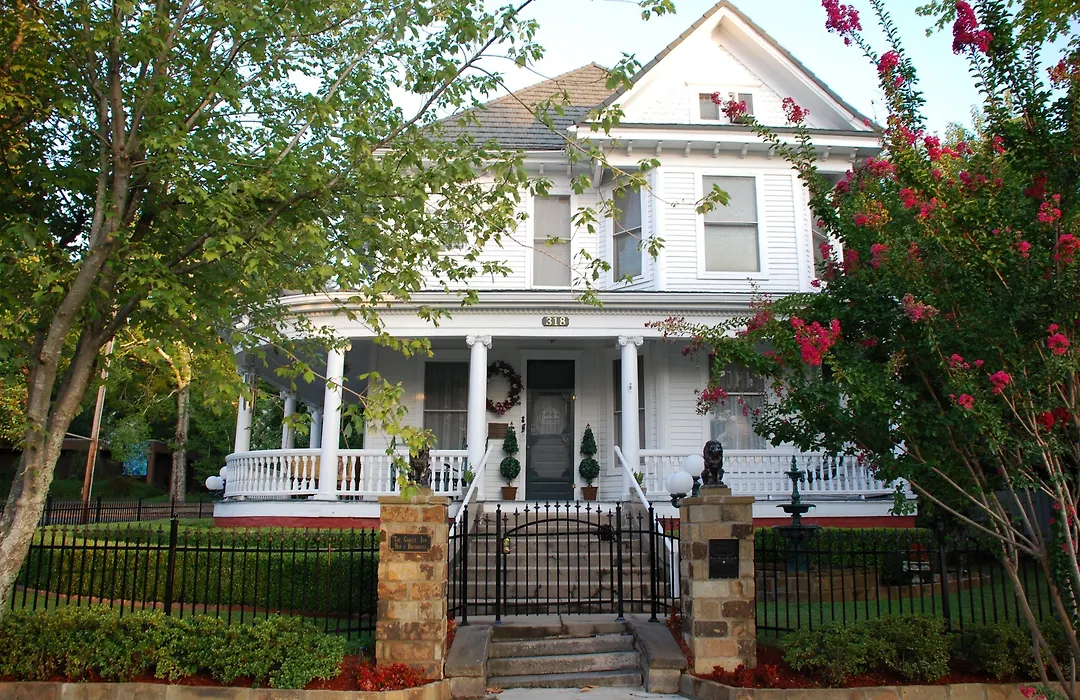 The Gables Inn-1